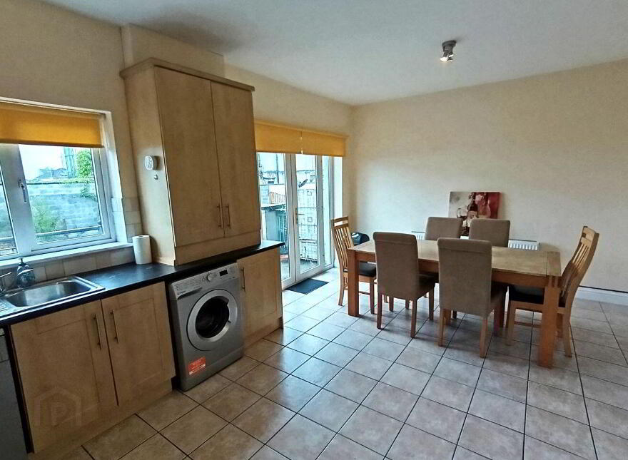 Carrig Midhe, Corbally