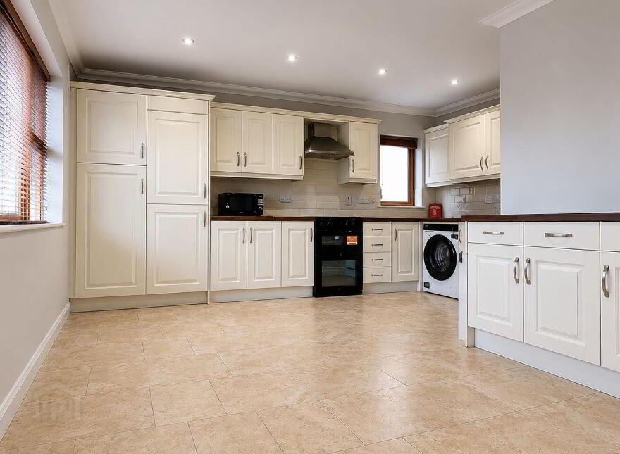 78 Victorine Abbey, Trim, C15YR72