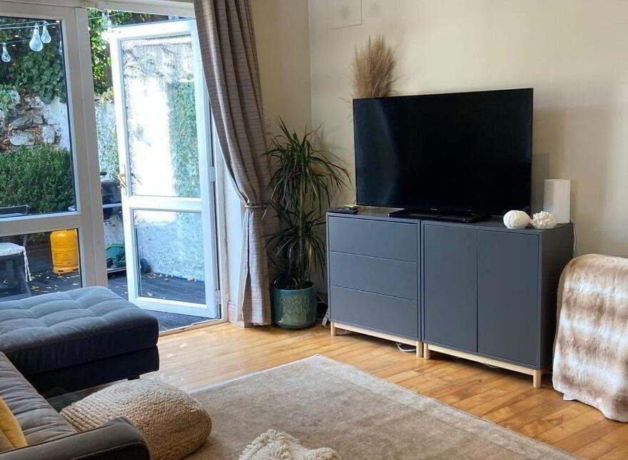 The Gables, Castle Avenue, Silversprings, T23D3H3