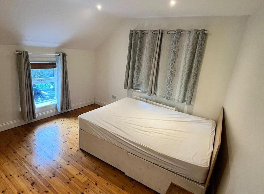 The Gables, Castle Avenue, Silversprings, T23D3H3