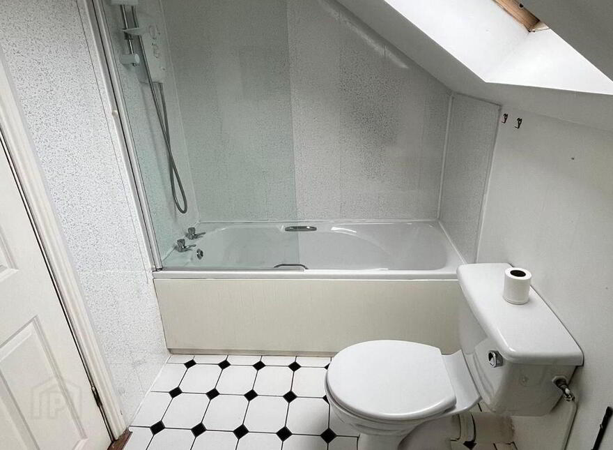 The Gables, Castle Avenue, Silversprings, T23D3H3
