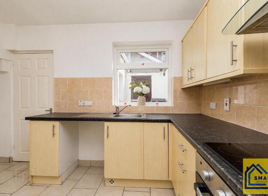 31 Lisavon Street, Belfast, BT4 1LG