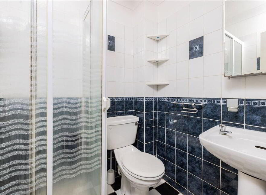 Apartment 6 Aston Abbey 10 Aston Quay, Temple Bar, Temple Bar, D02A592