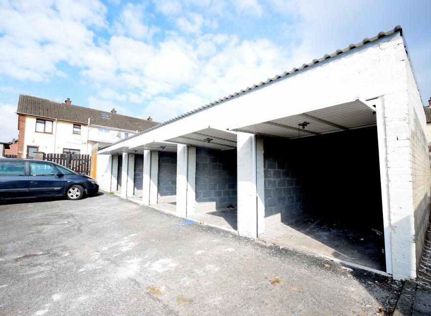 10 Enniskeen Avenue, Newtoanbbey, BT37 9HN