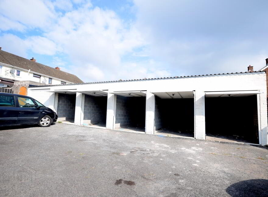 10 Enniskeen Avenue, Newtoanbbey, BT37 9HN