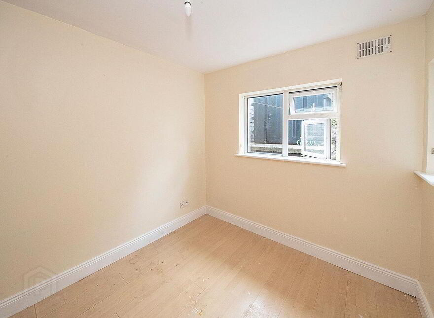 5 Fairlane, O'Connell St, Dungarvan, X35F426