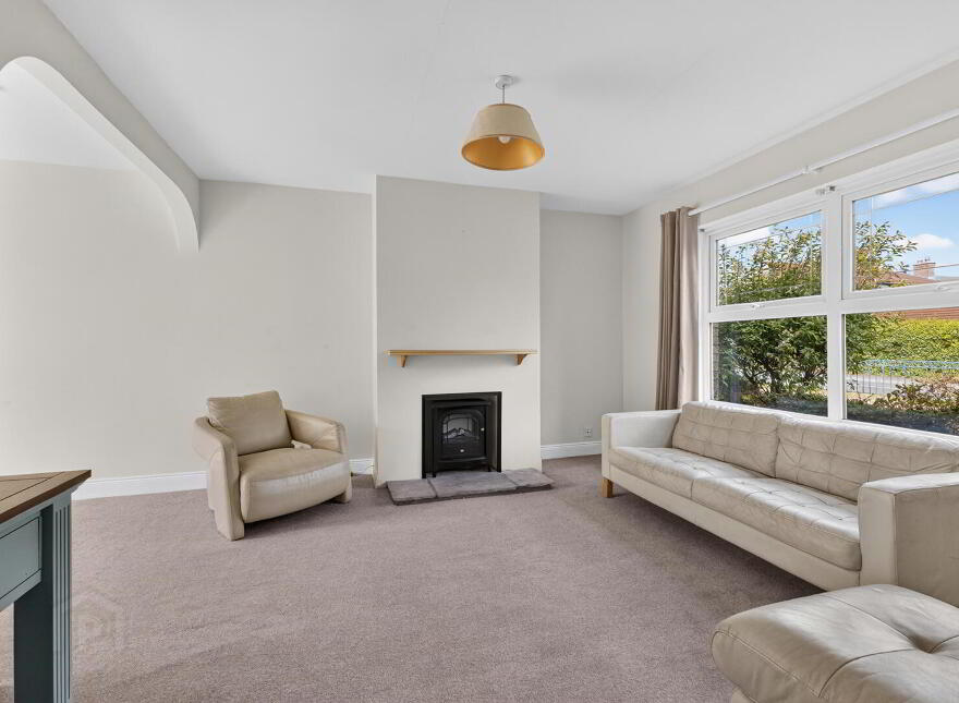 5 Railway Cottages, Bridge Road, Helen's Bay, BT19 1TE