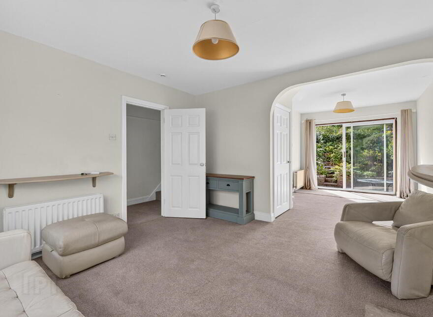 5 Railway Cottages, Bridge Road, Helen's Bay, BT19 1TE
