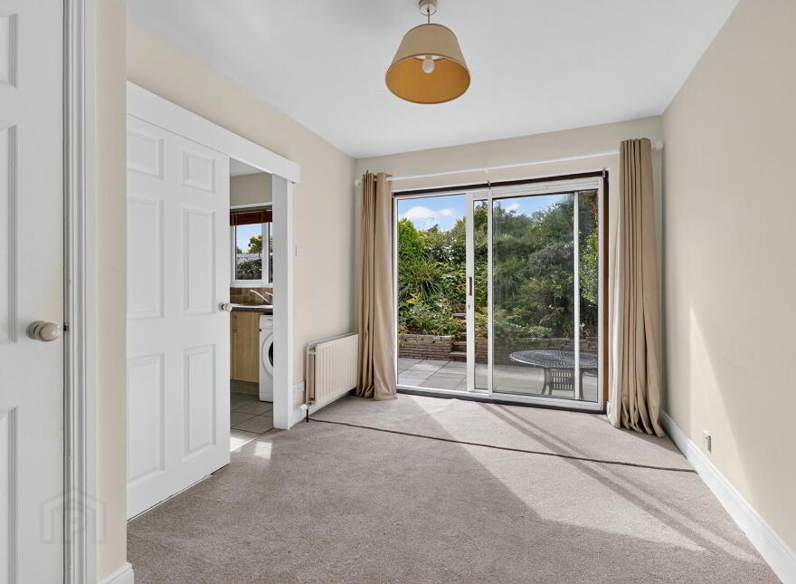 5 Railway Cottages, Bridge Road, Helen's Bay, BT19 1TE