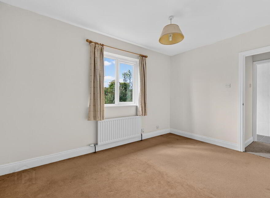 5 Railway Cottages, Bridge Road, Helen's Bay, BT19 1TE