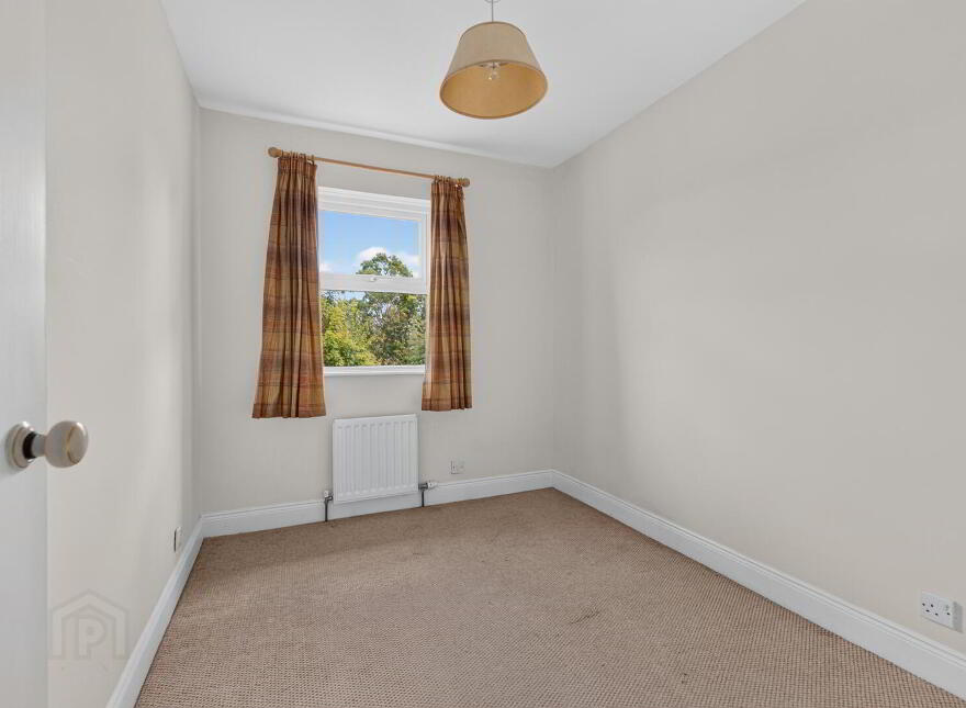 5 Railway Cottages, Bridge Road, Helen's Bay, BT19 1TE