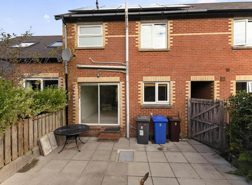 5 Railway Cottages, Bridge Road, Helen's Bay, BT19 1TE