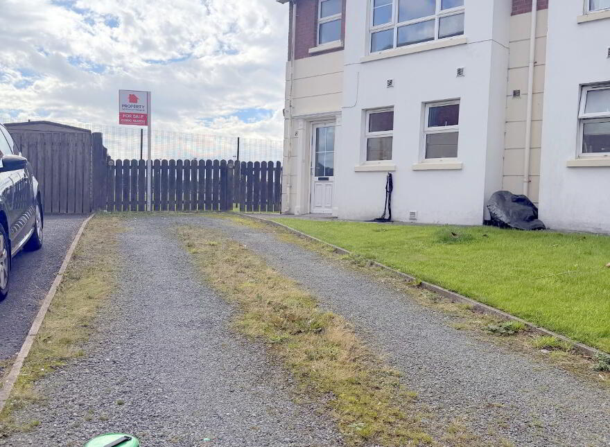 8 Upritchard Crescent, Bangor, BT19 7AU