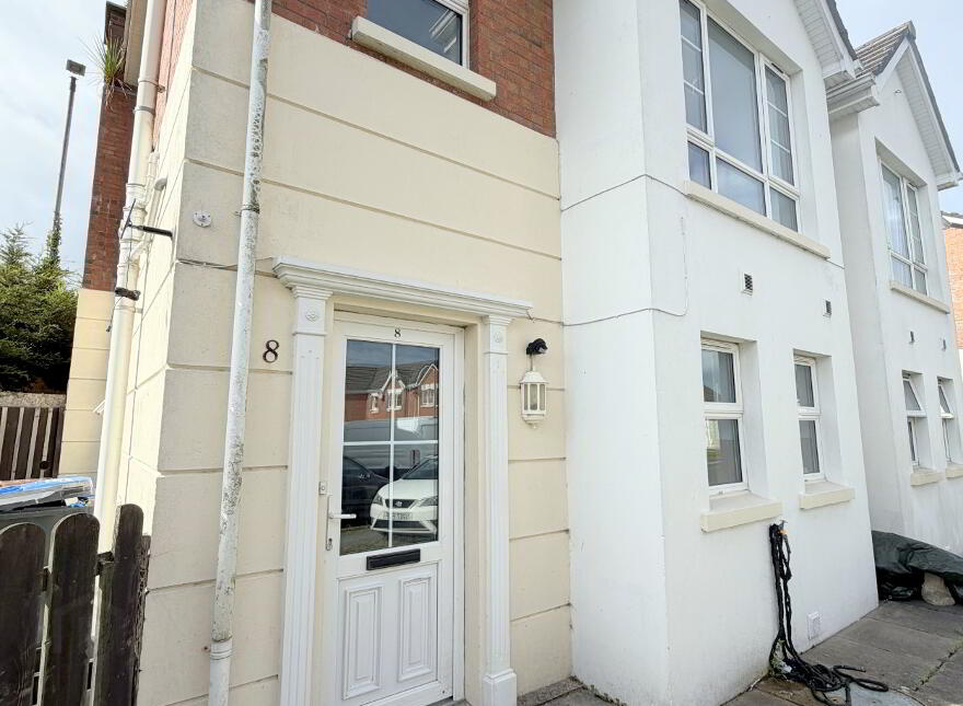 8 Upritchard Crescent, Bangor, BT19 7AU