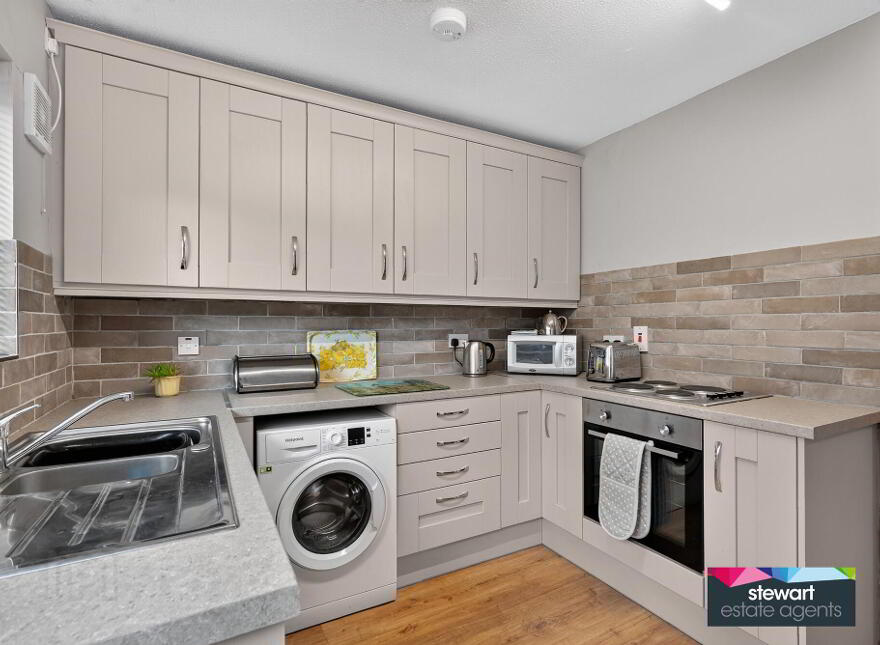 173 Hillsborough Old Road, Lisburn, BT27 5QE
