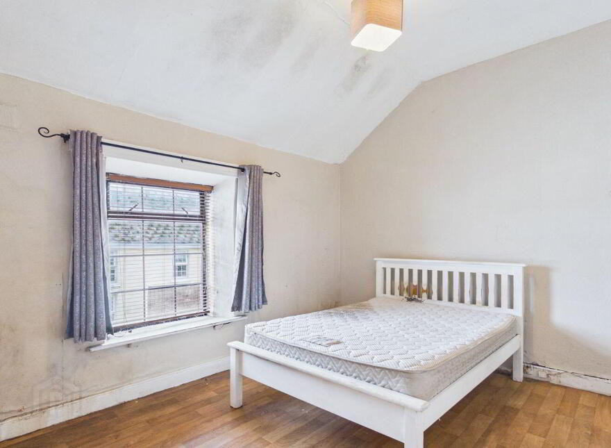 5 Kyle Terrace, Kickham Street, Thurles, E41K7P8