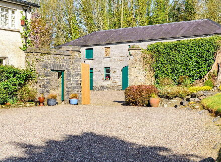 Duarigle, Navigation Road, Mallow, P51FC6K