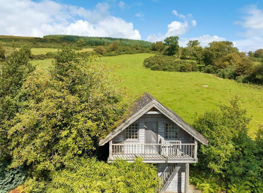 Glendalough, Glendalough, A98DT86