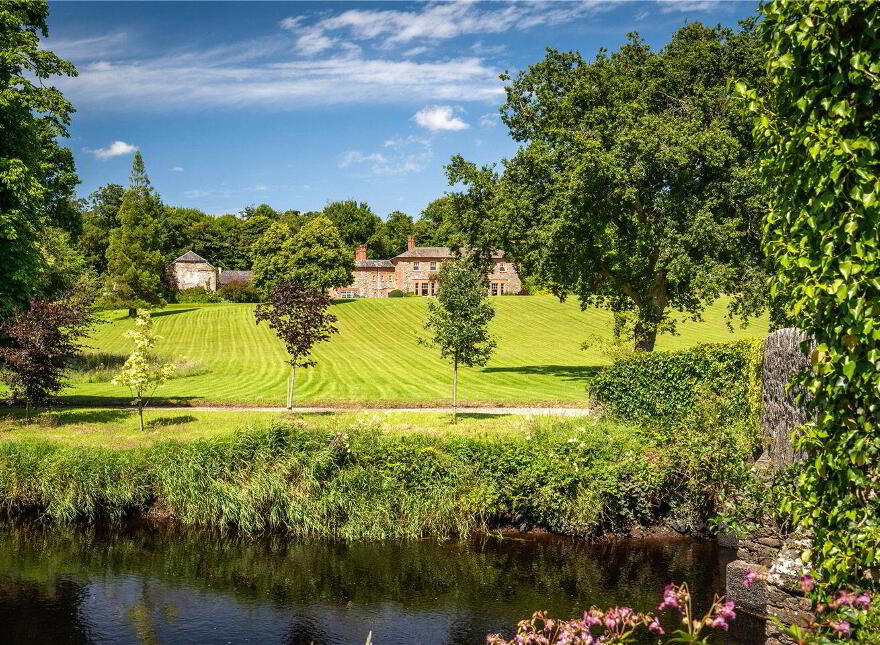 Claragh House, Ramelton, Ramelton, F92P5V6