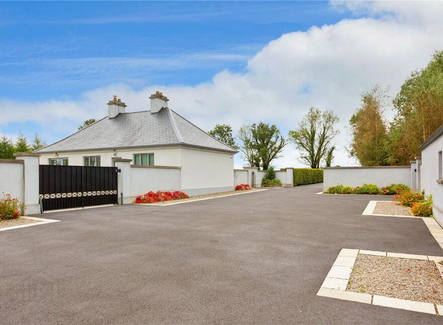Saint Clerans Manor, Saint Clerans, Craughwell, H91A0TD