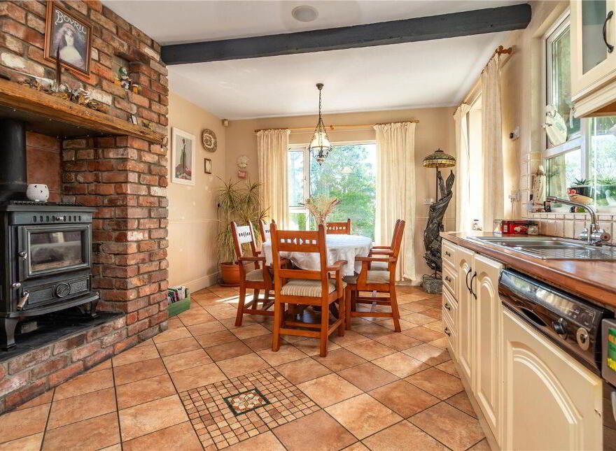 Sheelin, Lough Road, Milford, F92X8H2