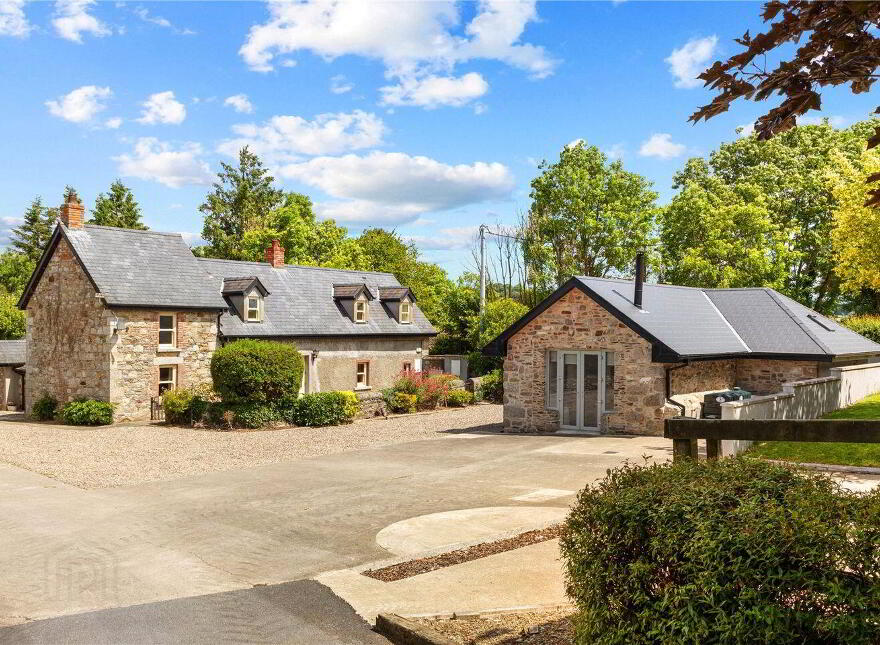 Hallowberry Lodge, Ballingate, Carnew, Y14AW67