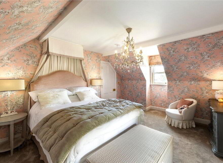 Hallowberry Lodge, Ballingate, Carnew, Y14AW67