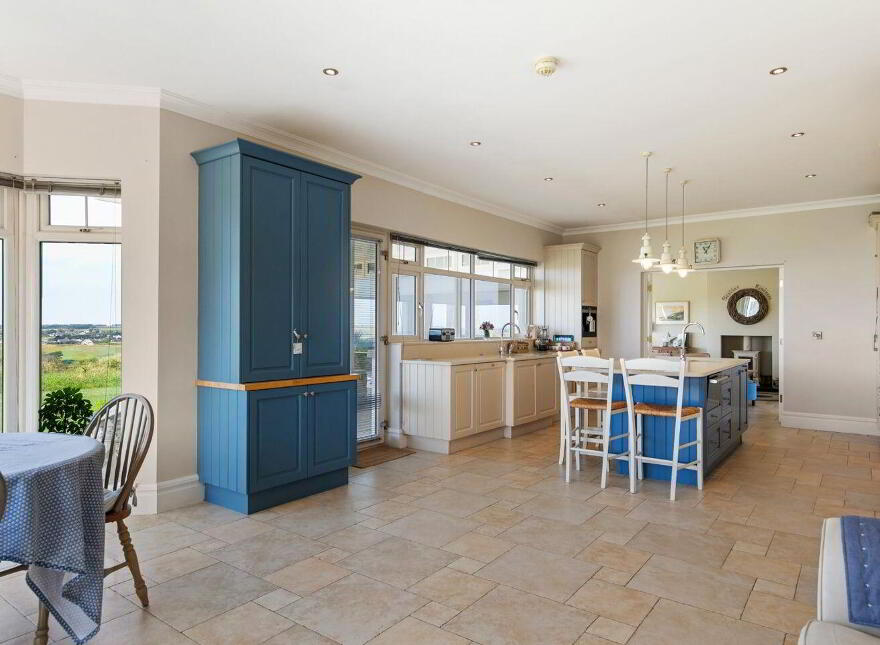 Rathmoylan, Dunmore East, X91D6Y0