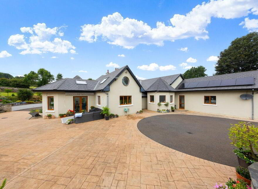 Castletown, Portroe, Garrykennedy, E45XY71