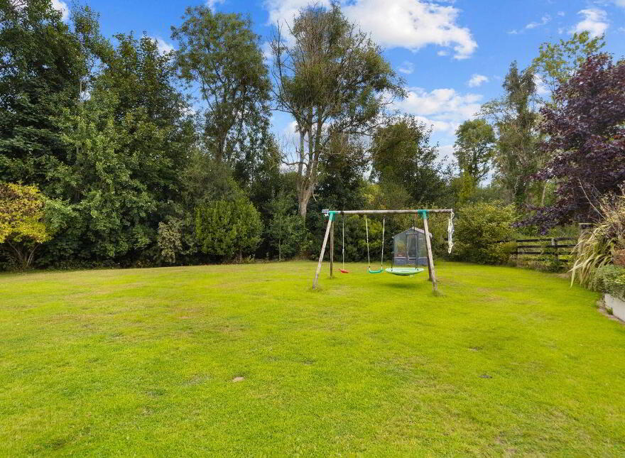 Castletown, Portroe, Garrykennedy, E45XY71
