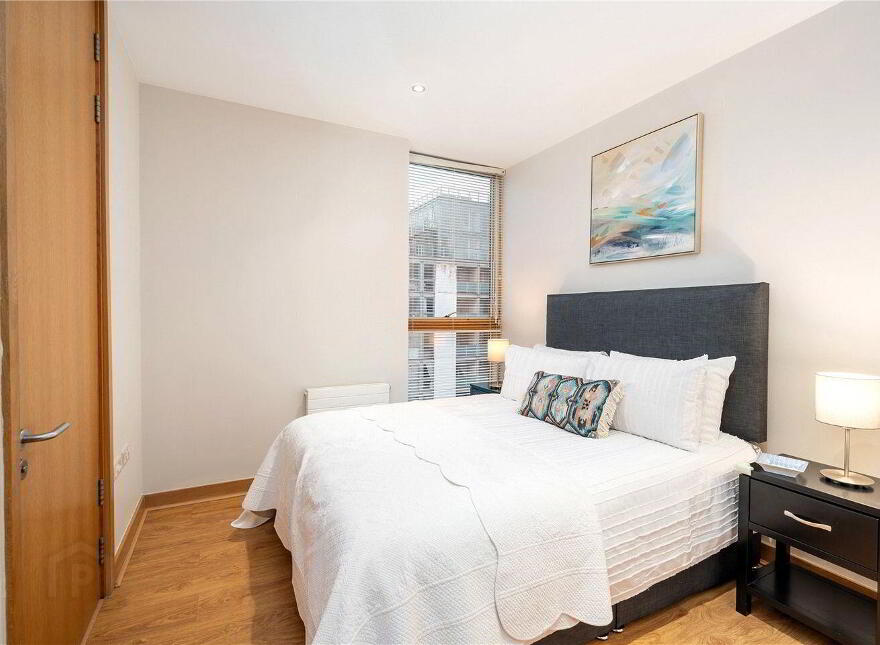 98 Kirkpatrick House, Spencer Dock, Dublin 1, D01XY76