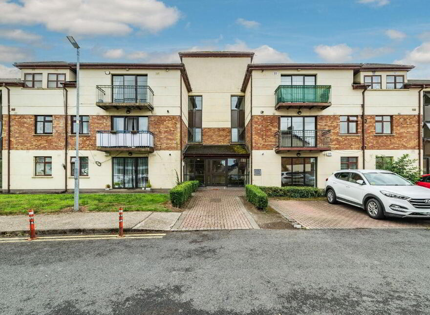 8 Millbank Square, Sallins, W91AV29