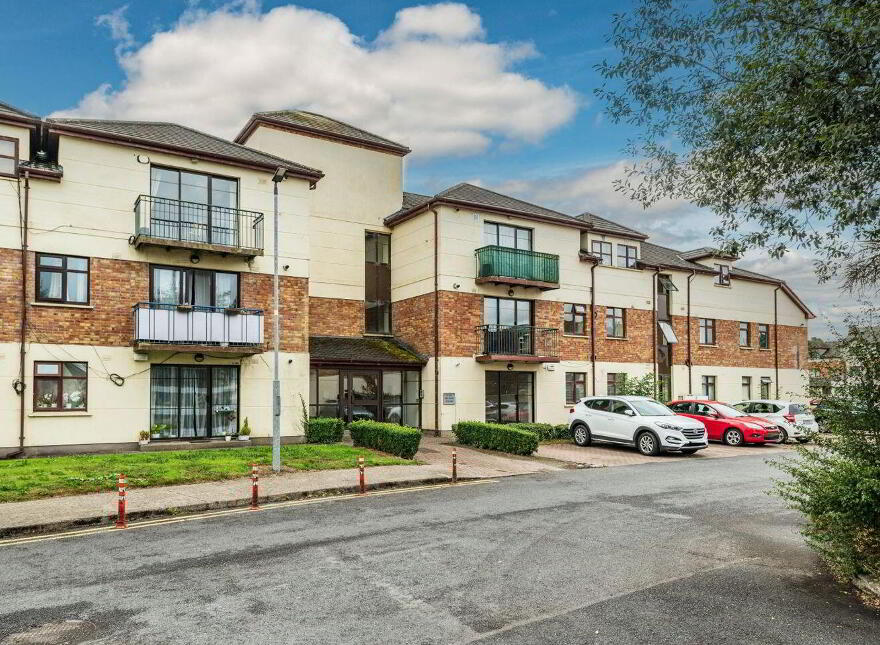 8 Millbank Square, Sallins, W91AV29