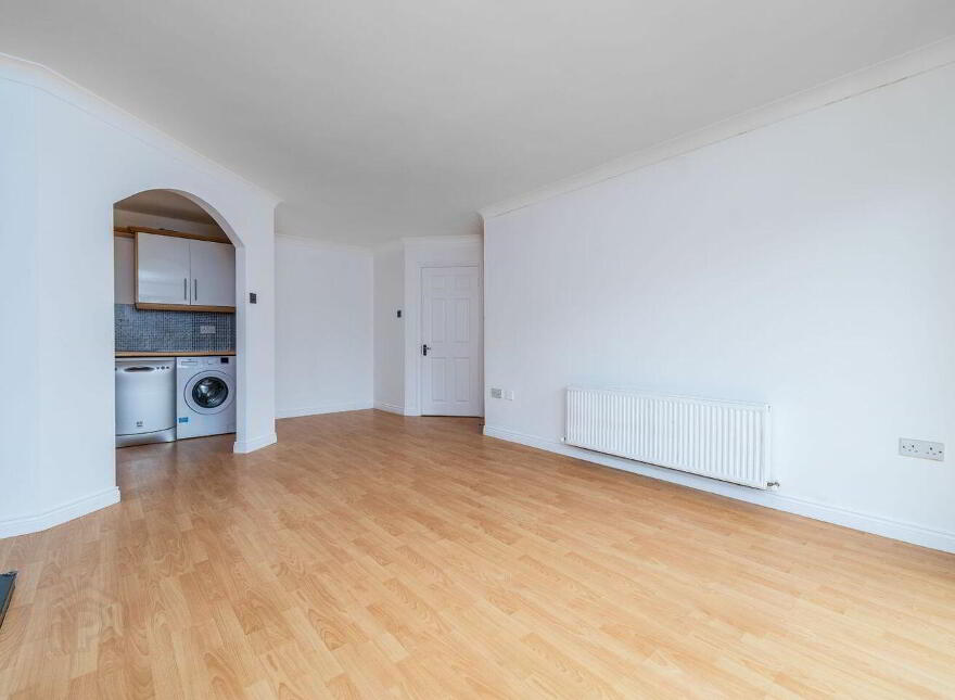 8 Millbank Square, Sallins, W91AV29