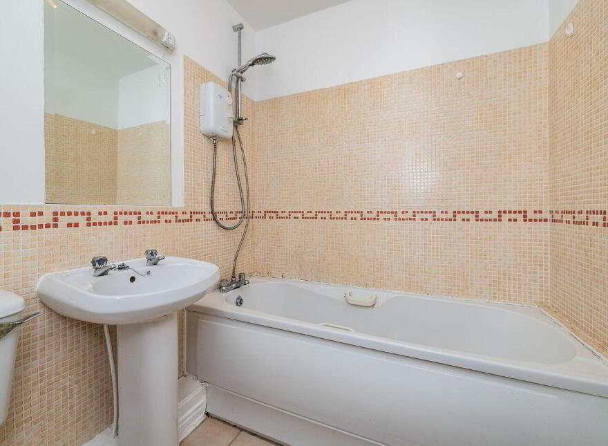8 Millbank Square, Sallins, W91AV29