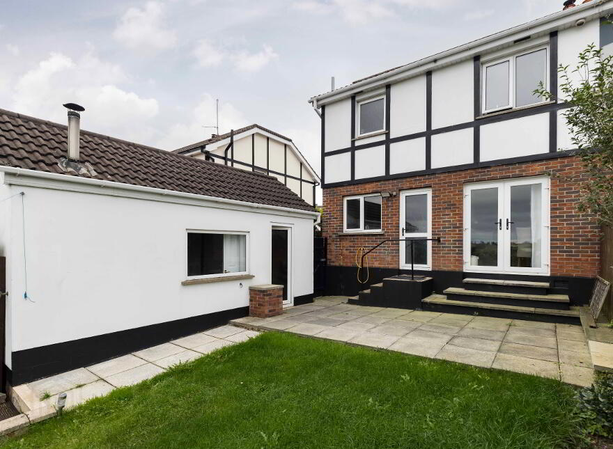 17 Denfort Lodge, Off Barban Hill, Dromore, BT25 1QB