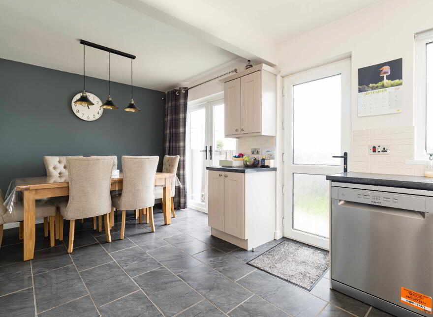 17 Denfort Lodge, Off Barban Hill, Dromore, BT25 1QB