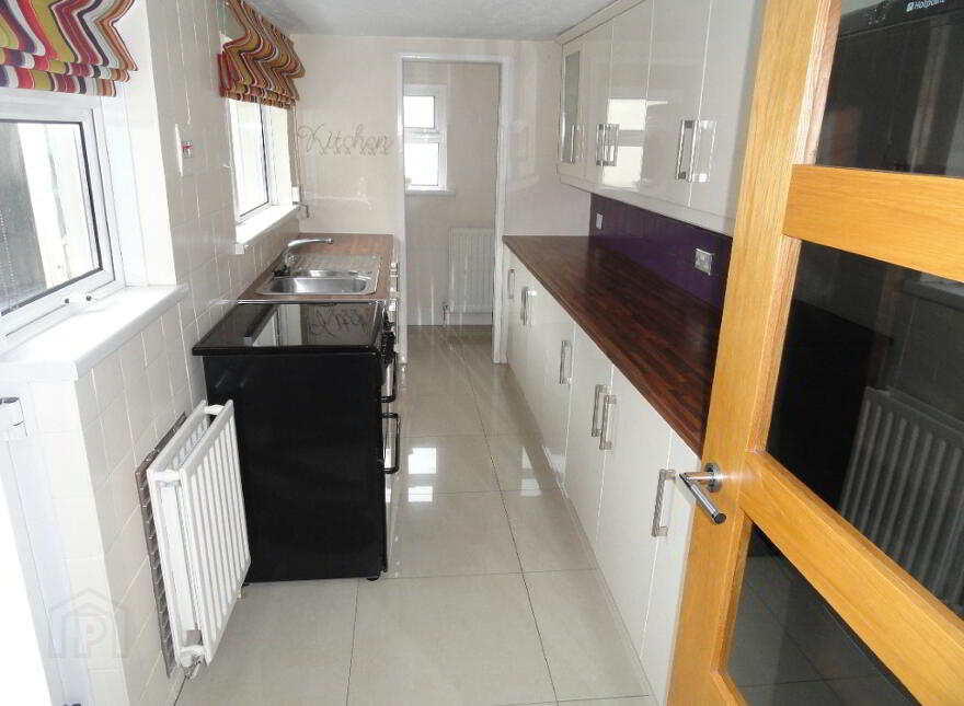 Rossdowney Avenue, Derry/Londonderry, BT47 5PP