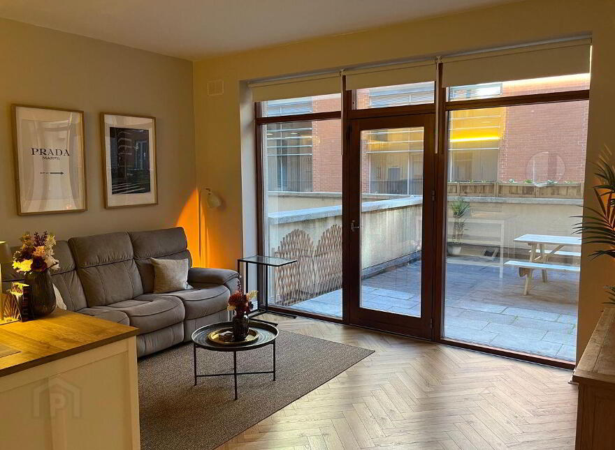 Apt 210, Castleforbes Square, Block E, Castleforbes Square, Dublin 1, D01VH99