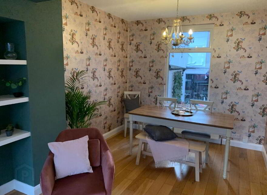 649 Lisburn Road, Belfast, BT9 7GT