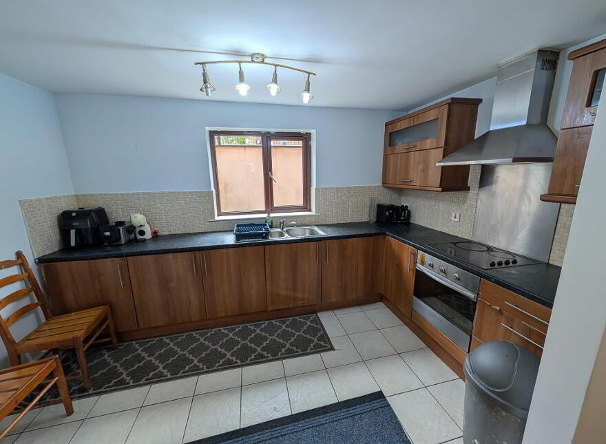 1 Castleton Mews, 6 Castleton Gardens, Belfast, BT15 3BY