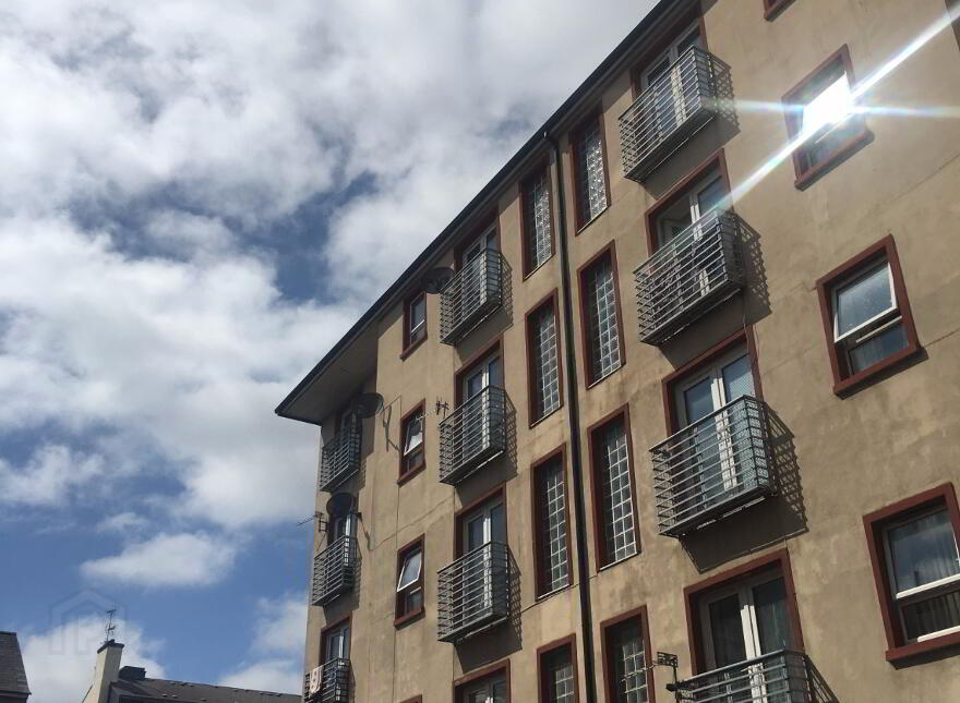 Queens Court, Derry/Londonderry, BT48 7AW