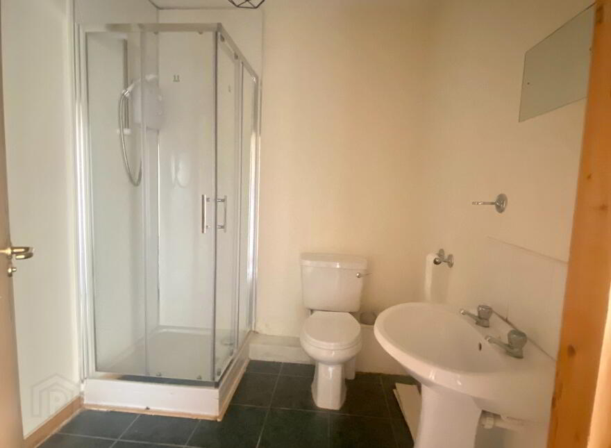 Queens Court, Derry/Londonderry, BT48 7AW