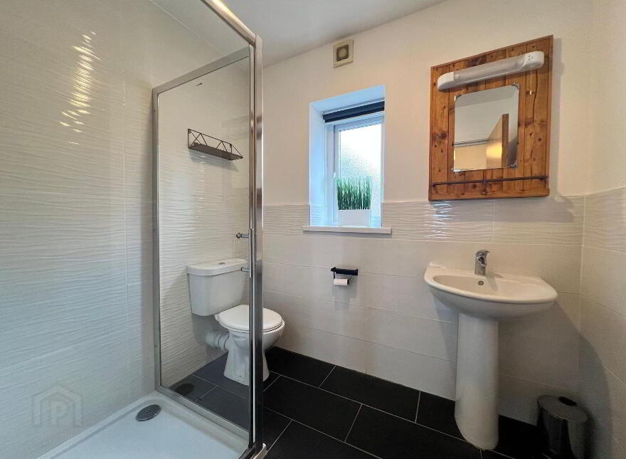 Apt 3, 40-42 Church Street, Portstewart, BT55 7AH