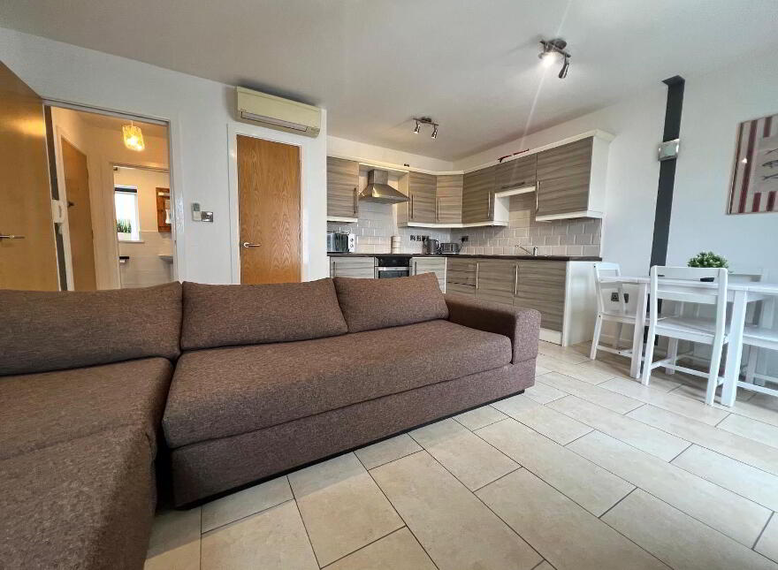 Apt 3, 40-42 Church Street, Portstewart, BT55 7AH