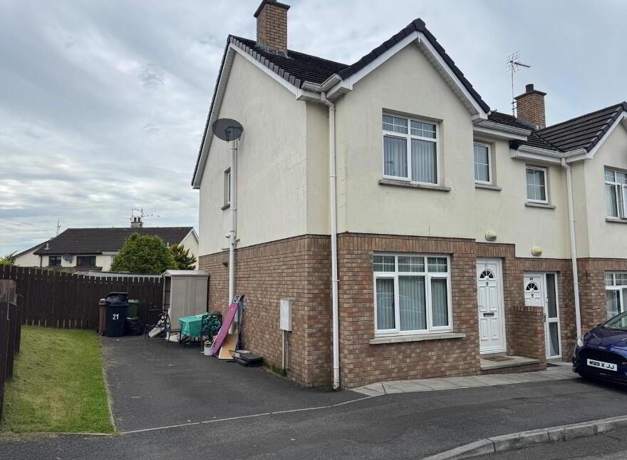 21D Garland Avenue, Lurgan, BT66 6JH photo