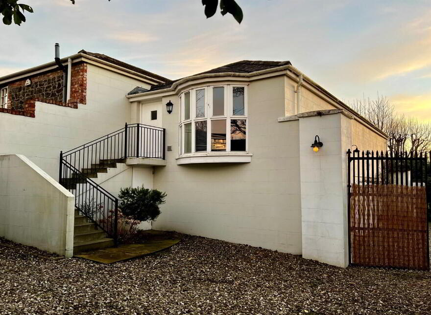 The Coach House, 1a The Close, Old Quay Road, Holywood, BT18 0AW