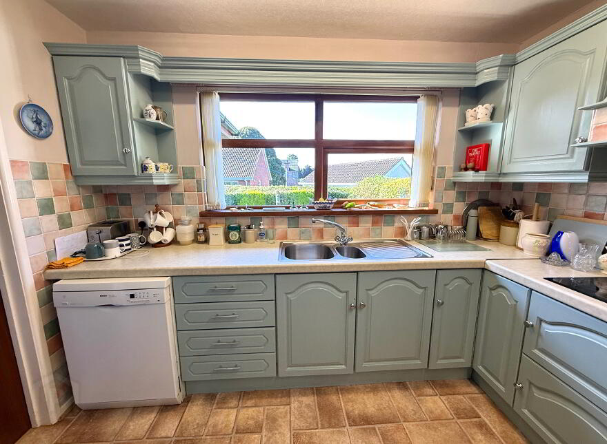 16 Dunnwood Park, Waterside, Derry, BT47 2NN