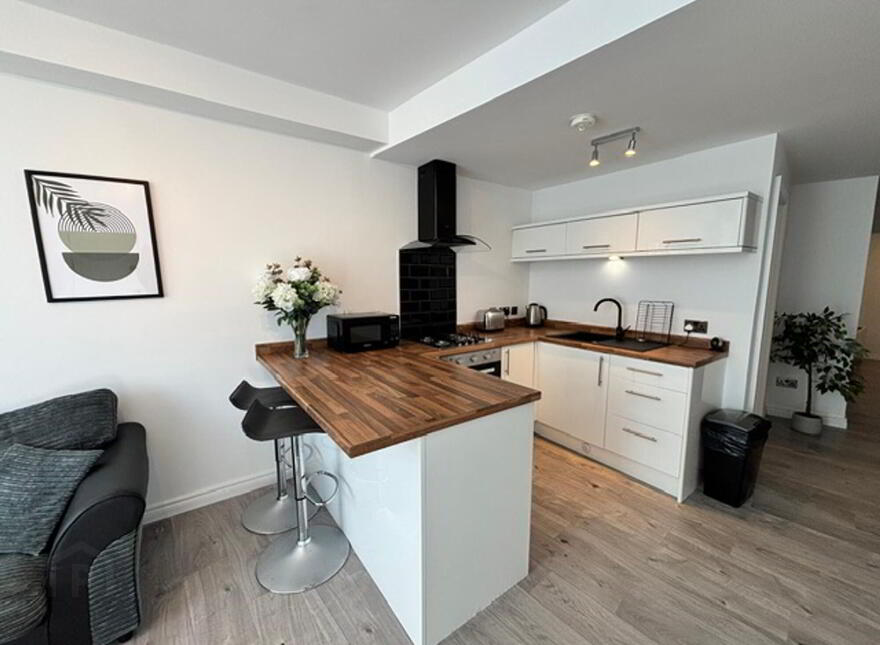427a Woodstock Road, Belfast, BT6 8PW