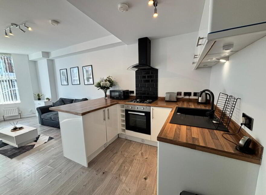 427a Woodstock Road, Belfast, BT6 8PW
